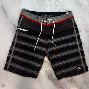 Quicksilver men’s board shorts, medium
